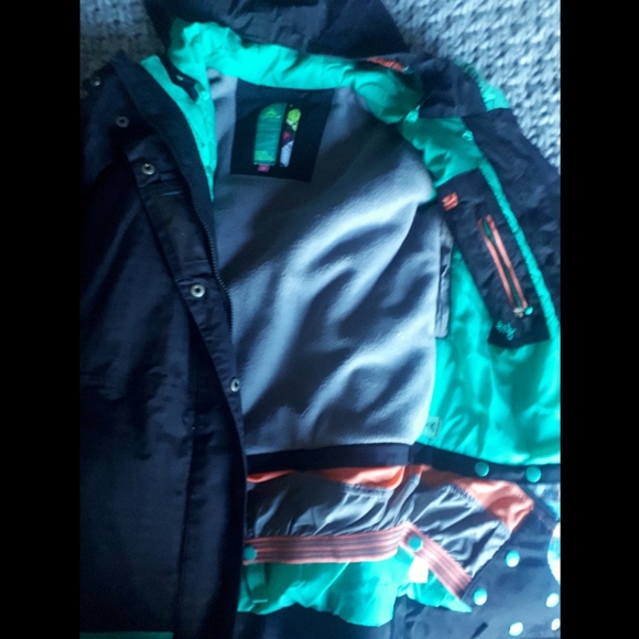 SOLD Firefly Ski/Snowboard Jacket - Picture 2 of 7